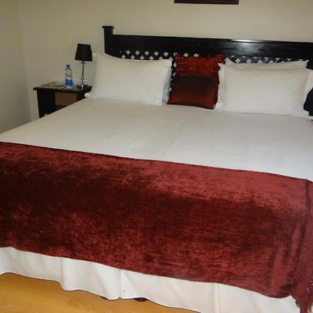 Lilliz Guest House Mthatha Exterior photo